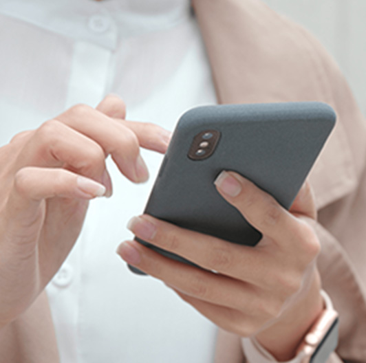 予約をしている様子